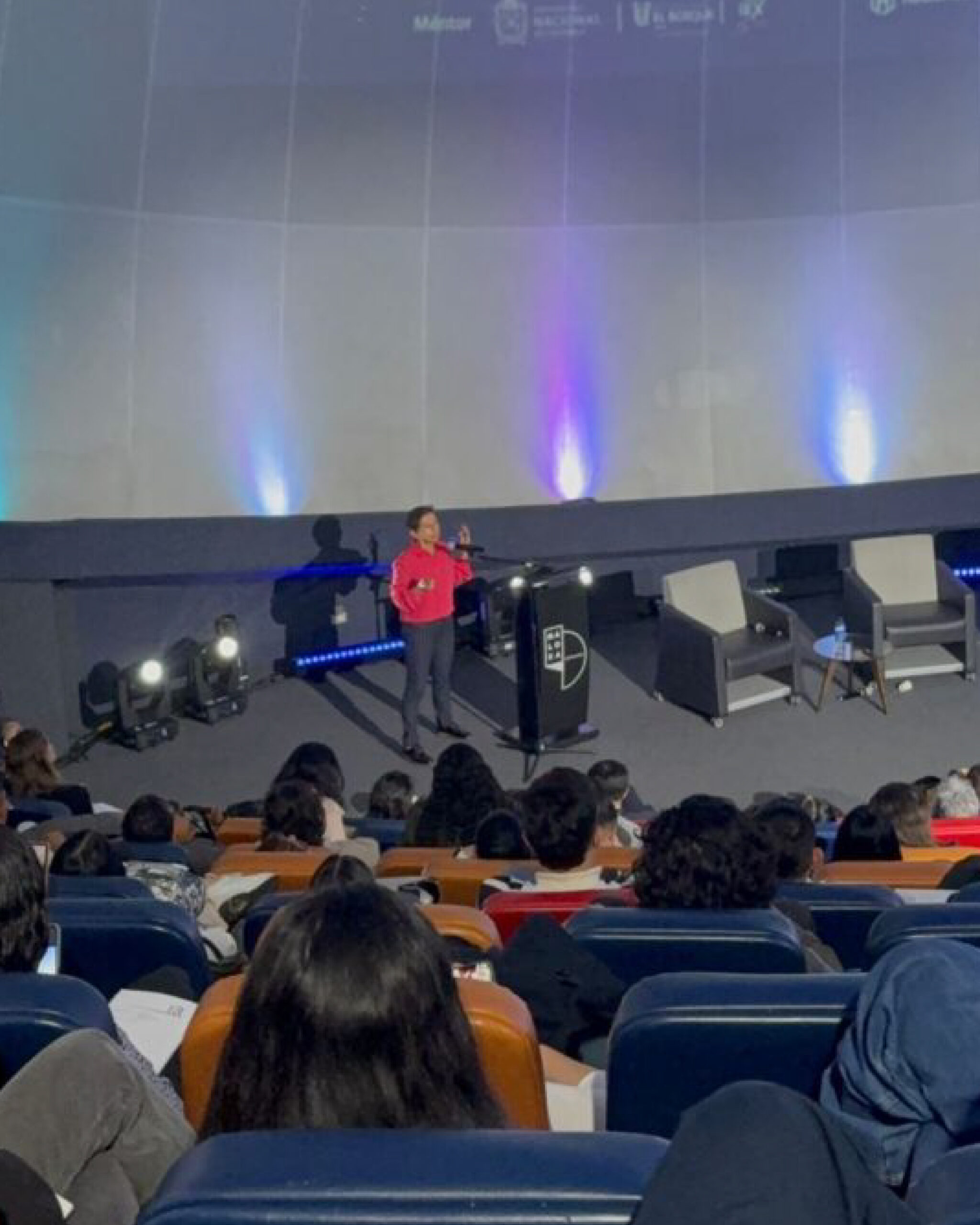 Mesa de trabajo 1 copia 2