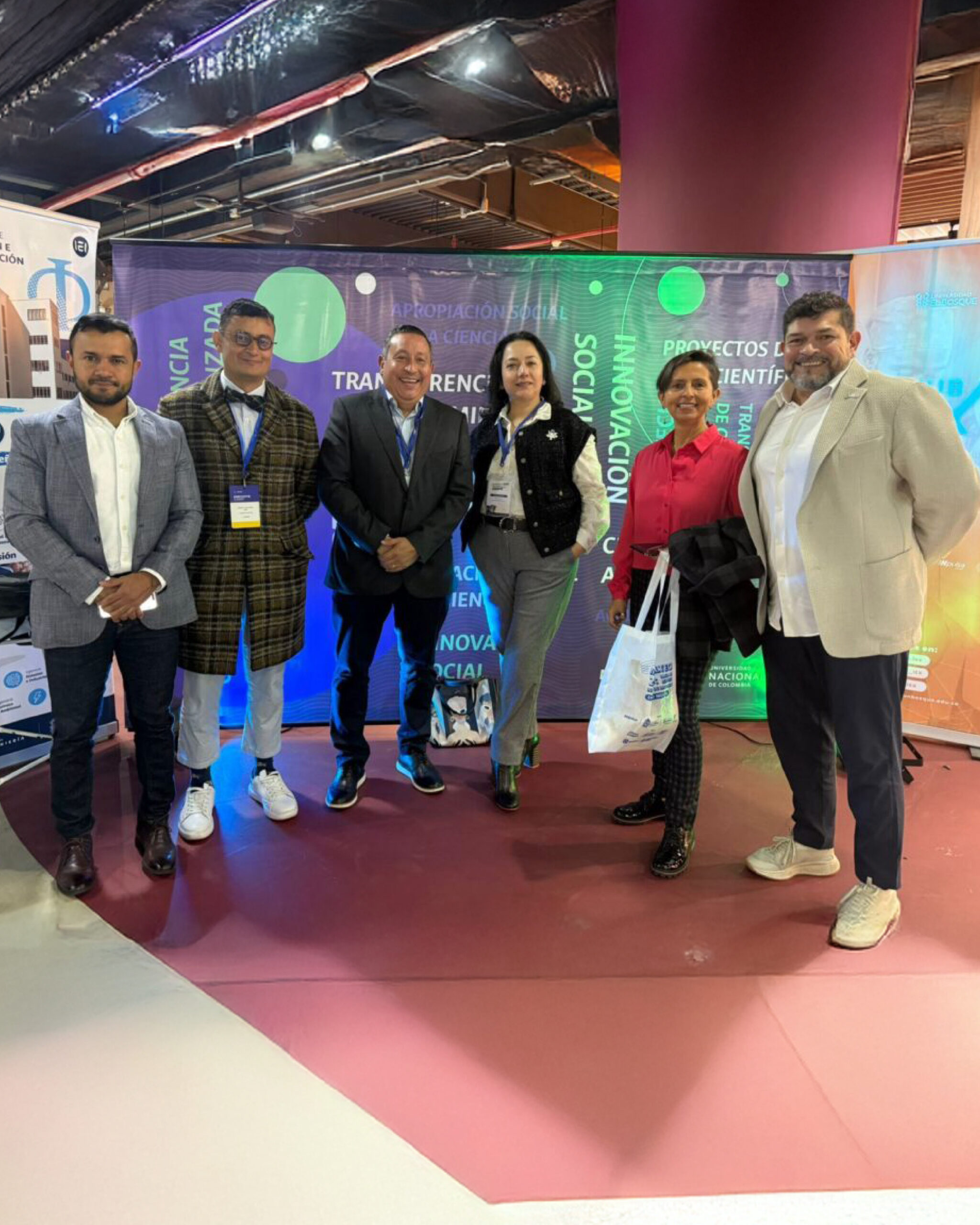 Mesa de trabajo 1 copia 5